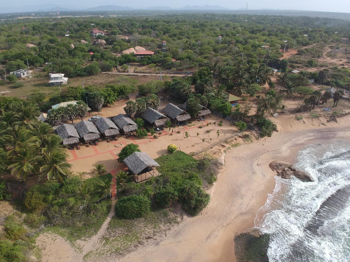 The Beach Camp Yala Kirinda  Exterior photo